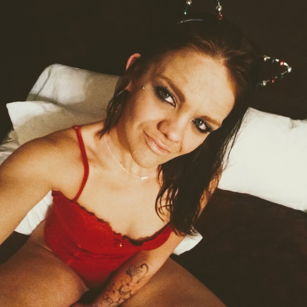 Meet your Posher, Chanel